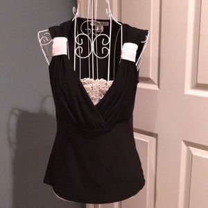 🔲whitehouse | black market top 🔳